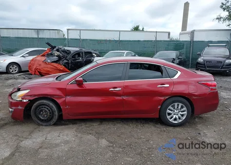 2014 Nissan Altima 2.5 S из США, поврежденный, VIN 1N4AL3AP9EC145087